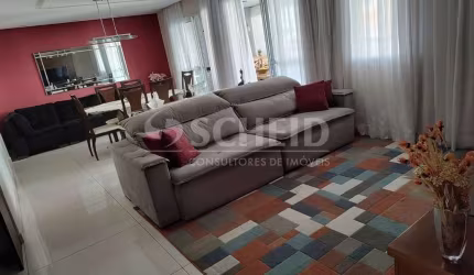 Apartamento á venda 125m² com 3 suítes e 2 vagas à venda na Vila Mascote