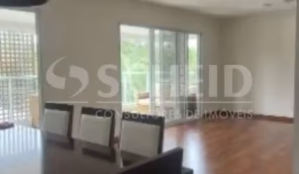 Belissimo apartamento na Granja Julieta  com 186 m²