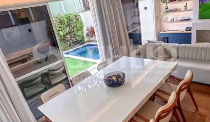 Casa em condomínio fechado  à venda no Jardim Prudência ,190m²,3 dormitórios sendo 1 suíte.