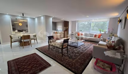 Apartamento reformado á venda no Alto da Boa Vista