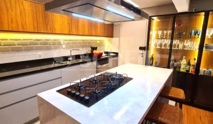 Apartamento com 130m 03 quartos, 03 vagas de garagem , varanda  e lazer
