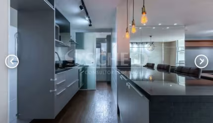 Apartamento a venda Av Cupecê com 02 quartos , sala ampliada 01 vaga