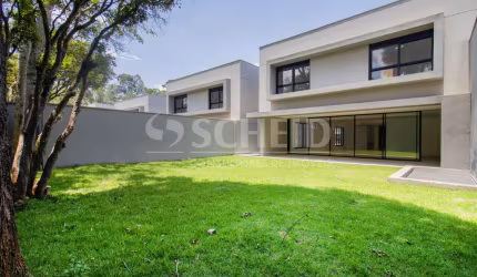 Casa em Condomínio á Venda na Chácara Santo Antônio com 769m², 6 vagas de garagem.