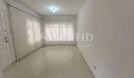 Casa a venda no Jardim Aeroporto, de 124 m² com 3 quartos e 2 vagas.