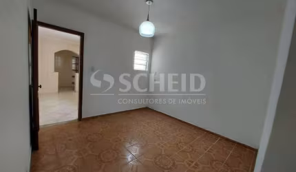 Casa à venda com 3 quartos, 1 suíte e 1 vaga na Vila Santana.