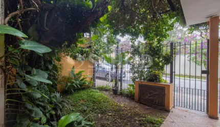 Casa  à venda no  Alto da Boa Vista com 3 quartos e 1 vaga de garagem!