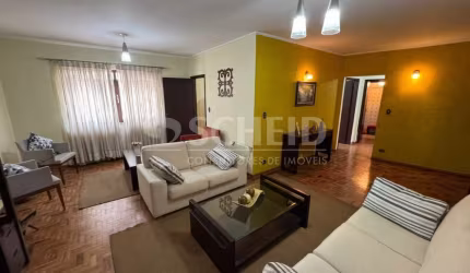 SOBRADO COM 257M2 A.C. EM EXCELENTE LOCALIZAÇÃO NO BAIRRO CAMPO GRANDE/SP - 4 DORMS - 2 SUÍTES