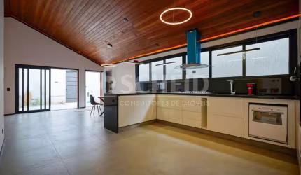 Casa à Venda no Alto da Boa Vista Totalmente Reformada e Pronta para Morar!