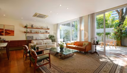 Casa de Condomínio no Campo Belo. 4 quartos, 3 suítes e  5 Vagas de Garagem