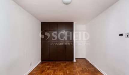 Casa á Venda no Campo Belo com 157m², 3 quartos sendo 1 suíte, 2 vagas.