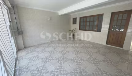 Casa para Locação na Chácara Santo Antônio, 150m², 5 salas, 5 banheiros, 1 vaga, Portão Automático