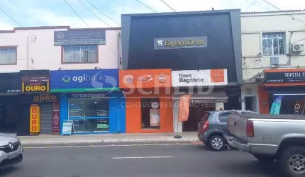Prédio comercial na Av  De Penedo  com rendimento