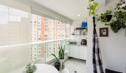 Apartamento à venda com 01 dormitório e 01 vaga na Bela Vista