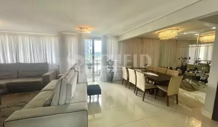 Apartamento Morumbi com 127m², 3 quartos, 1 suíte, 3 vagas, sala dois ambientes, terraço amplo.