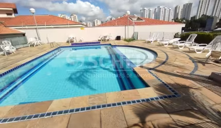Apartamento a venda com 3 quartos, 2 vagas de garagem e depósito próximo a rua Sócrates.