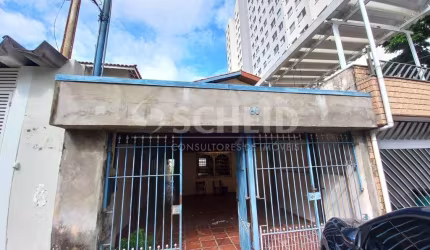 Sobrado de 217m² com 2 quartos e 2 vagas de garagem à venda na Vila Santa Catarina