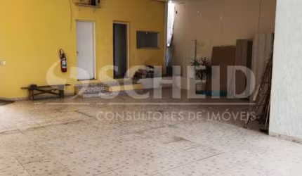 Galpão comercial para locação de 350m2, com 7 salas, na Vila Mascote.