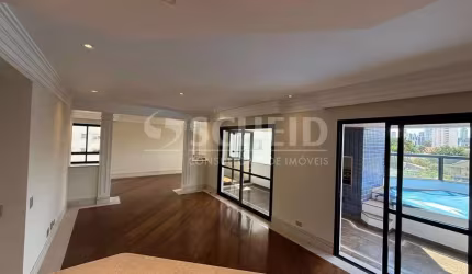 Apartamento à Venda no Brooklin, 216m², 3 Suítes, Varanda Gourmet com Jacuzzi, 3 vagas