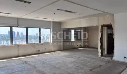Conjunto comercial / Sala à Venda em Santo Amaro com 76m²