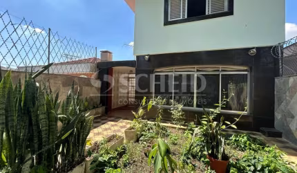 Oportunidade!! Casa com 3 dormitórios e 3 vagas à venda no Jardim Prudência.