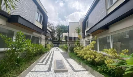Casa à Venda - Moderna e Nunca Habitada em Condomínio Fechado no Jardim do Estado - Alto da Boa Vist