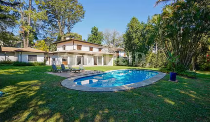 Casa em um terreno de 1.940 m² , ALTO DA BOA VISTA - São Paulo -