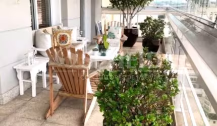 ESPETACULAR APARTAMENTO NO CORAÇÃO DE MOEMA!
