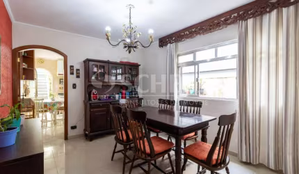 Sobrado á Venda na Vila Mascote com 200m², 3 quartos sendo 3 suítes, 4 vagas.