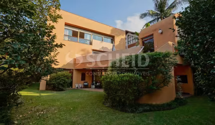 Casa com 5 quartos e 4 vagas amplas à venda no Alto da Boa Vista
