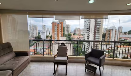 Apartamento á venda de 113,00m² útil, com 3 quartos e 3 vagas, na Vila Mascote !