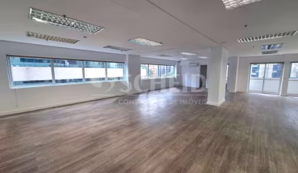 Conjunto de Salas Comerciais para Alugar na Vila Olimpia, 200 metros e 06 vagas