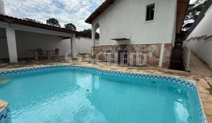 CASA TÉRREA NO JARDIM MARAJORA -  3 DORMS - 3 SUÍTES - 6 VAGAS - PISCINA