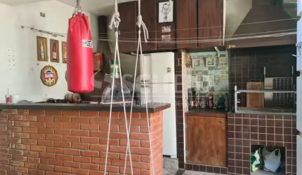 Casa à Venda na Vila Olímpia com 148m², 2 quartos, 2 suítes, 3 vagas.