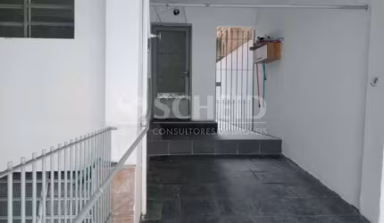 2 casas a venda no mesmo terreno, 148m², total de 6 Quartos e 2 Vagas na Pedreira.