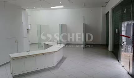 Ótimo Prédio comercial a venda com 940,51m² de Área construída a 500m do Metro Alto da Boa Vista