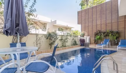 CASA IMPECÁVEL EM CONDOMÍNIO COM SÓ 8 UNIDADES NO BROOKLIN VELHO!