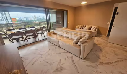 Apartamento a venda de 135,00m² útil, com 3 quartos e 2 vagas, no Campo Belo.