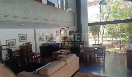 Casa para locação na região do bolsão.