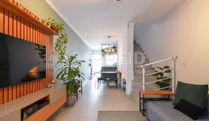 Casa á Venda no Campo Belo com 125m², 2 quartos sendo 2 suítes, 2 vagas.