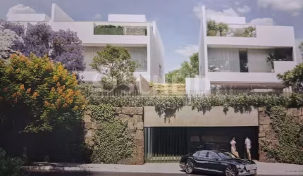 Casa em condomínio com 777m², 4 quartos, 4 suítes, 4 vagas, exclusivo com rooftop gourmet e piscina.