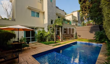 Casa em condomínio com 4 quartos e piscina no Alto da Boa Vista
