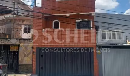 Casa à venda com 04 dormitórios e 05 vagas no Parque Jabaquara