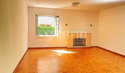 CASA TÉRREA, 3 DORMITÓRIOS, 3 SALAS, 5 VAGAS - CHÁCARA SANTO ANTÔNIO