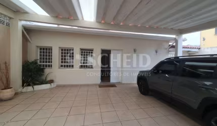 Casa térrea para locação de 223,00m² útil, na Vila Gertrudes.