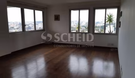 Apartamento em andar alto com 4 suítes e vista para o Golf Club