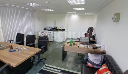 Sala Comercial excelente localização, próximo a estação Borba Gato!