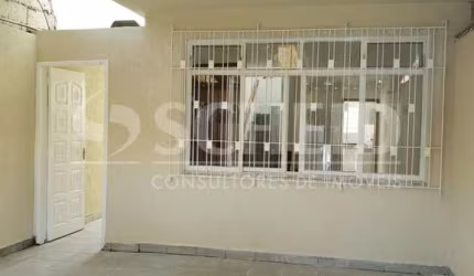Sobrado com 3 quartos sendo 1 suíte e 2 vagas de garagem próximo a Av. Cupecê.