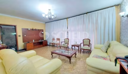 Casa para locação de 174,00m² útil, com 3 quartos no Jardim Itacolomi !