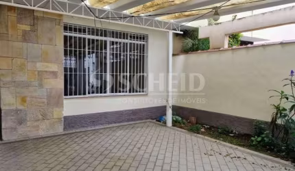 Sobrado locaçao, 3 dormitorios sendo 1 suite, 1 sala, 2 banheiros, 2 vagas , Chácara Santo Antonio