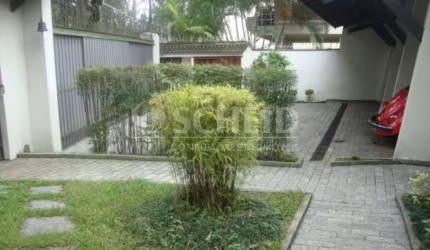 Melhor localização da chacara  flora  , casa terrea com aroximadamente 500metros de area util pa